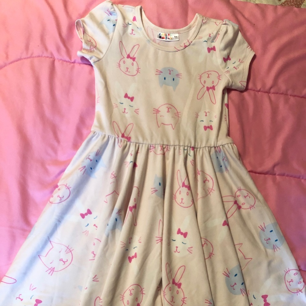 DotDotSmile dress cap sleeve.